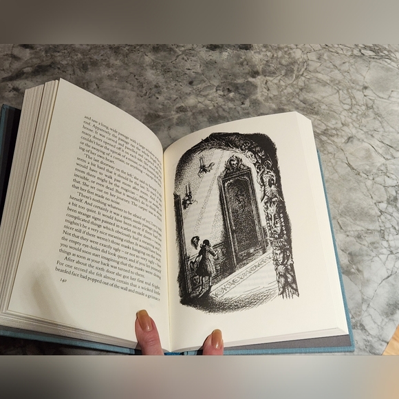 Folio Society C.S. Lewis The Chronicles of Narnia Book Blue Voyage Dawn Treader - Picture 5 of 7